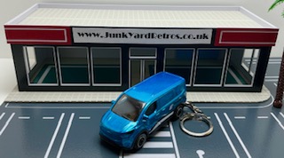 FORD E-TRANSIT CUSTOM 2023 KEYRING / KEYCHAIN 1/56 SCALE BLUE