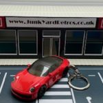 PORSCHE 911 CARRERA TARGA KEYRING / KEYCHAIN 1/56 SCALE RED